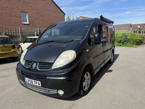 2008 black renault - black, trafic